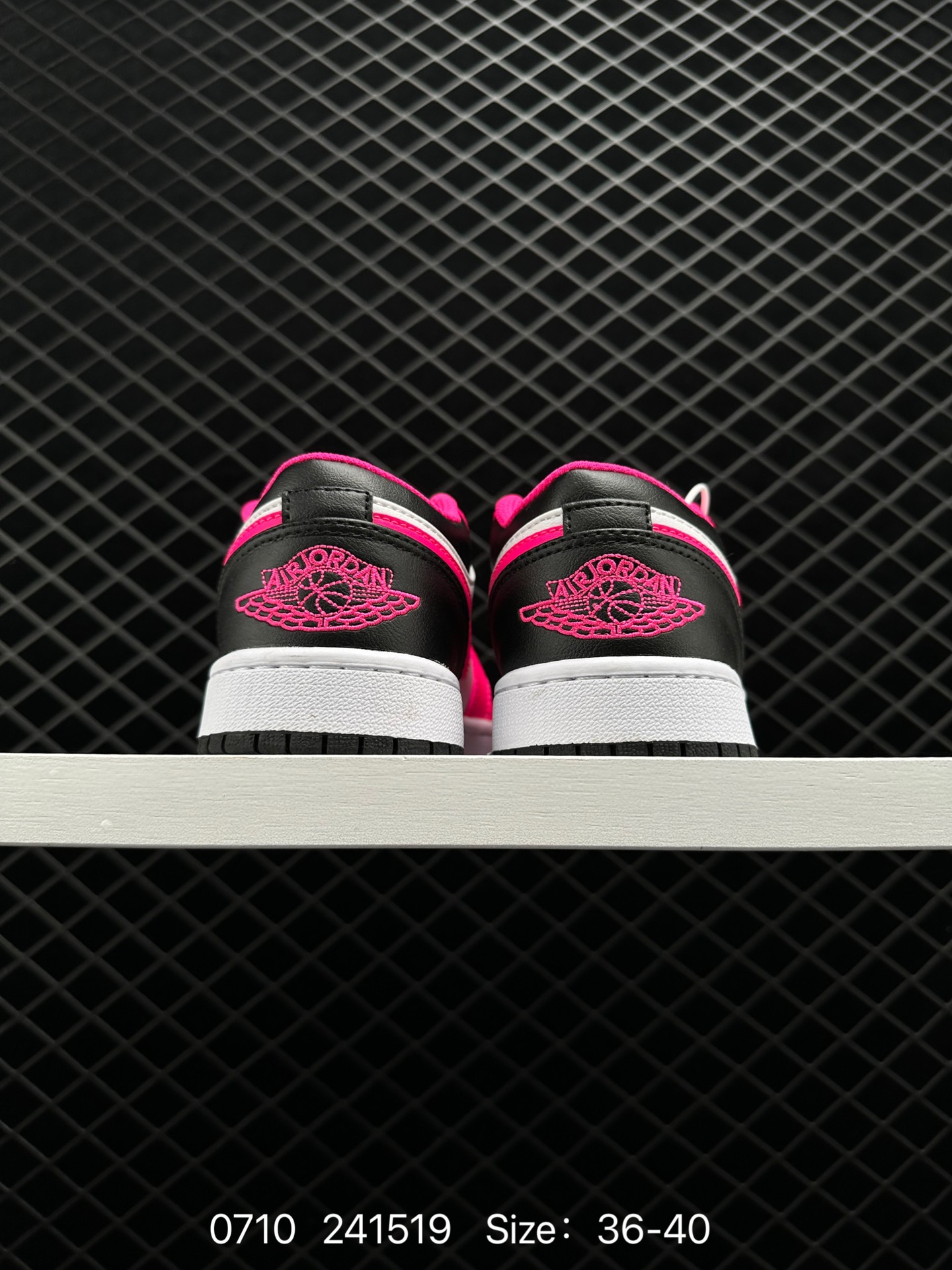 Air Jordan 1 Low Fierce Pink